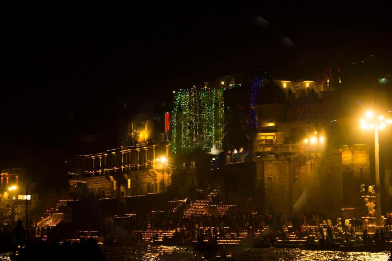 Hotel Sita Palace On Heritage Ghats Of Benaras Benares Buitenkant foto