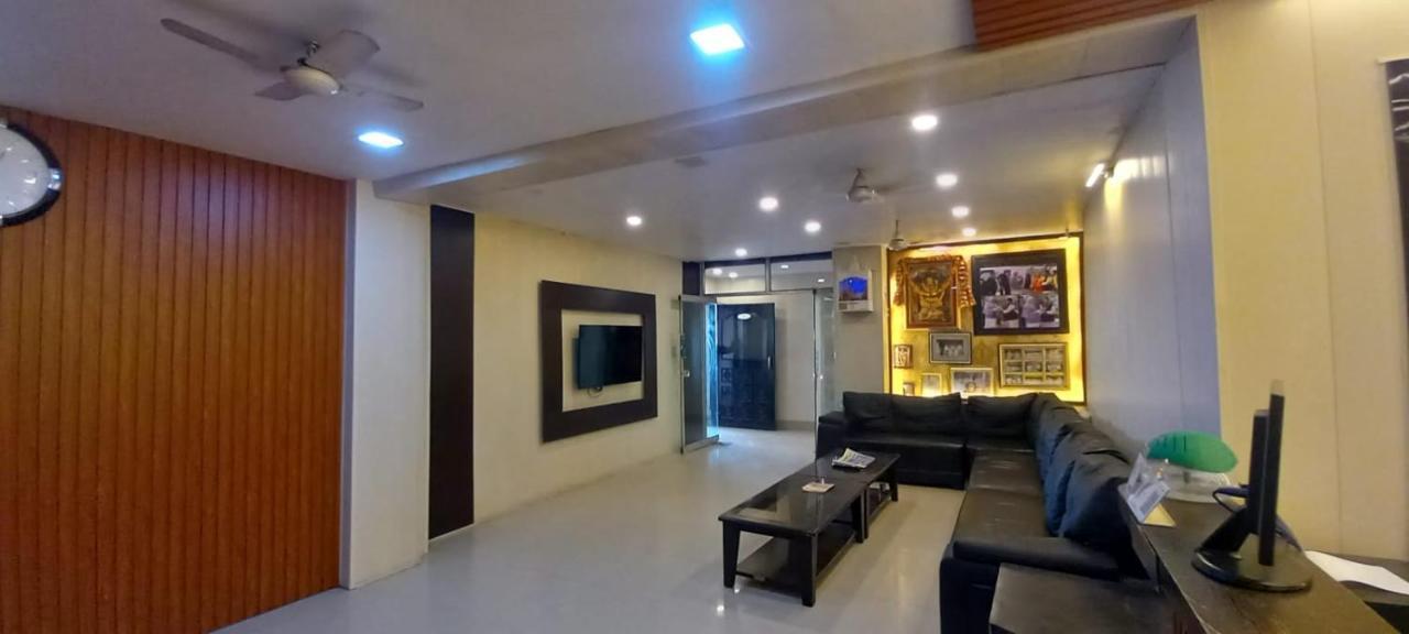 Hotel Sita Palace On Heritage Ghats Of Benaras Benares Buitenkant foto