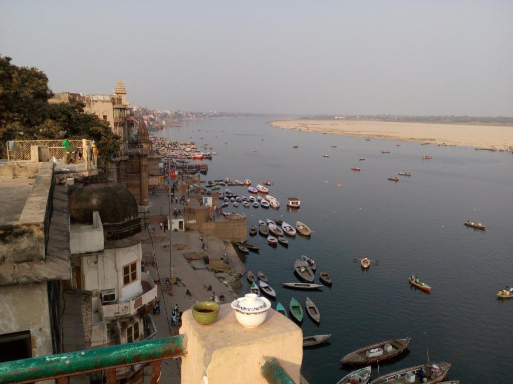 Hotel Sita Palace On Heritage Ghats Of Benaras Benares Buitenkant foto