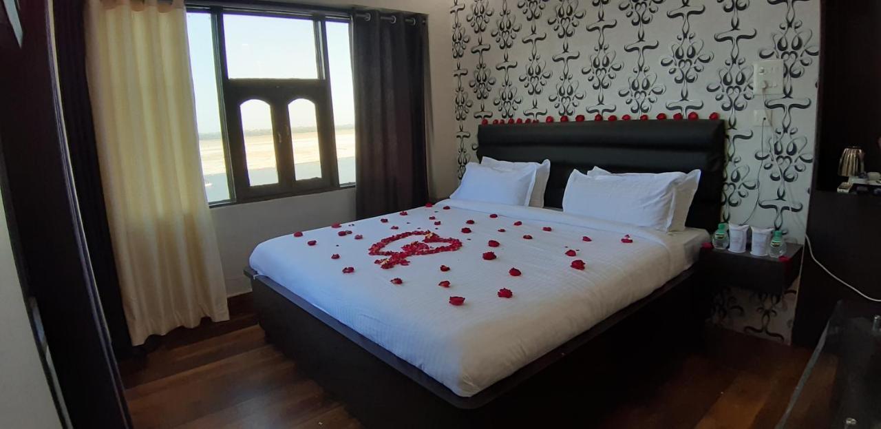 Hotel Sita Palace On Heritage Ghats Of Benaras Benares Kamer foto