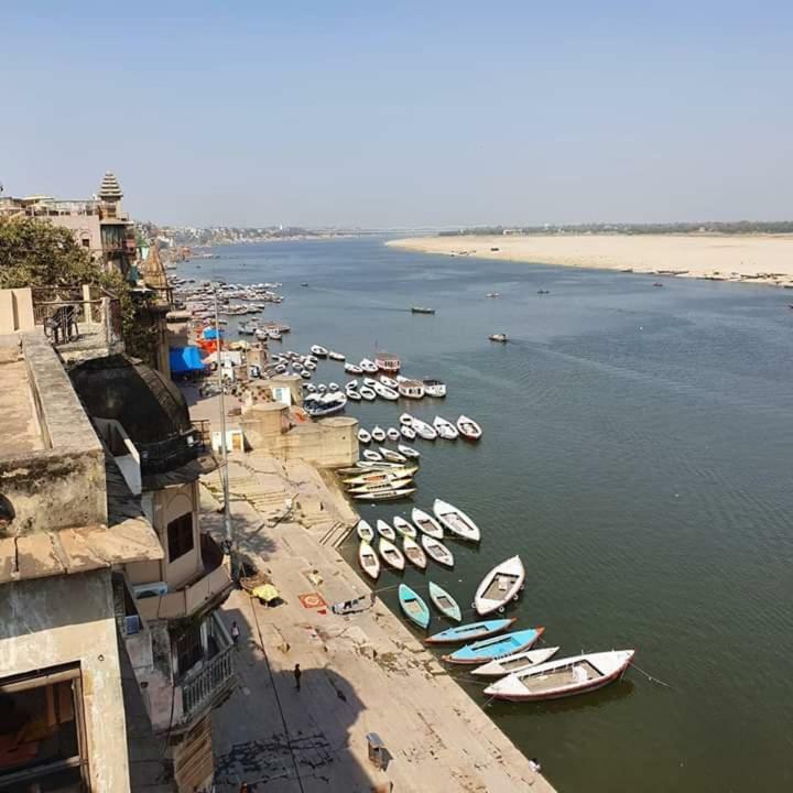 Hotel Sita Palace On Heritage Ghats Of Benaras Benares Buitenkant foto