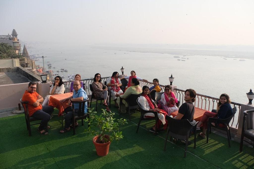 Hotel Sita Palace On Heritage Ghats Of Benaras Benares Buitenkant foto
